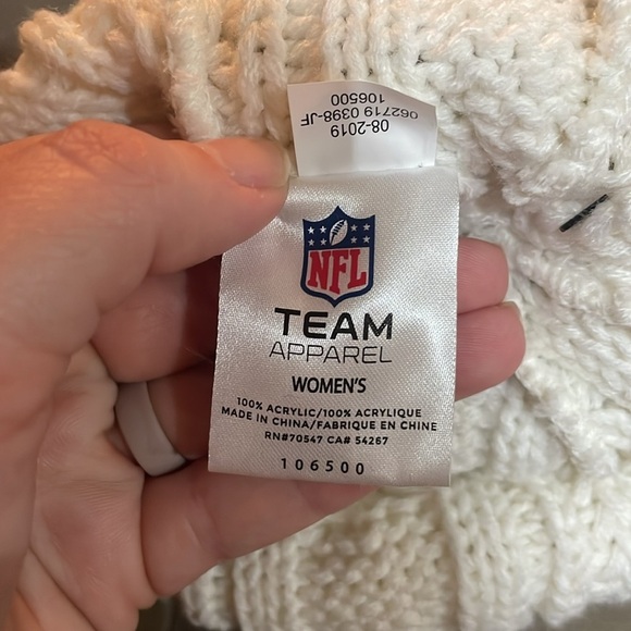 Steelers winter hat, new with tags - Picture 5 of 5